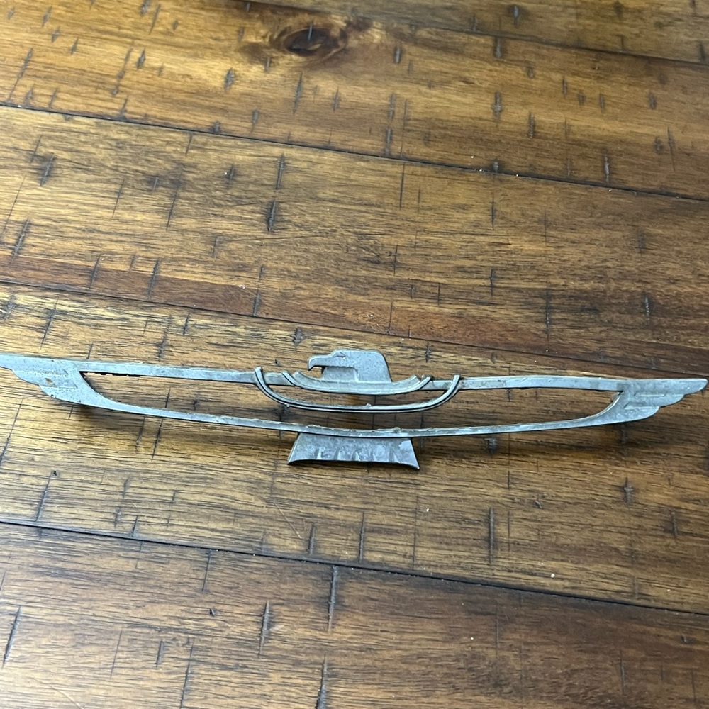 Ford Thunderbird Roof Emblem